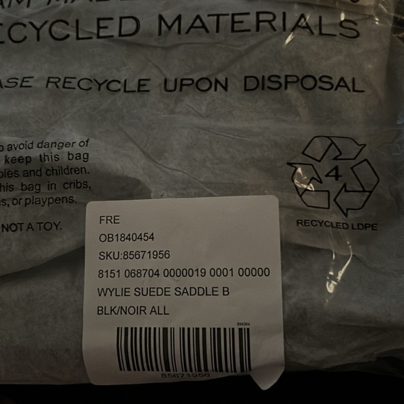 FREE PEOPLE WYLIE SUEDE SADDLE BAG NWT - Picture 6 of 6